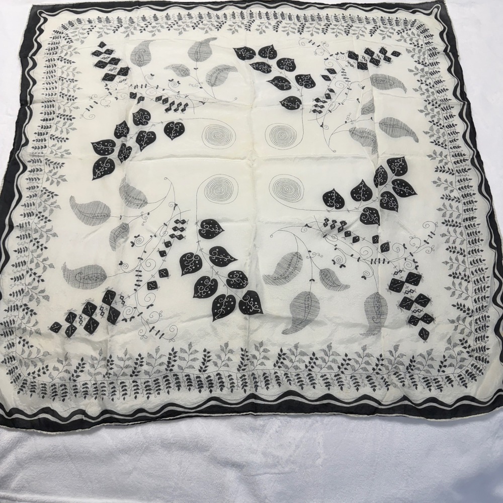 Womens Vintage Square Scarf Gray White Black Botanical Fern Leaf Hand Rolled